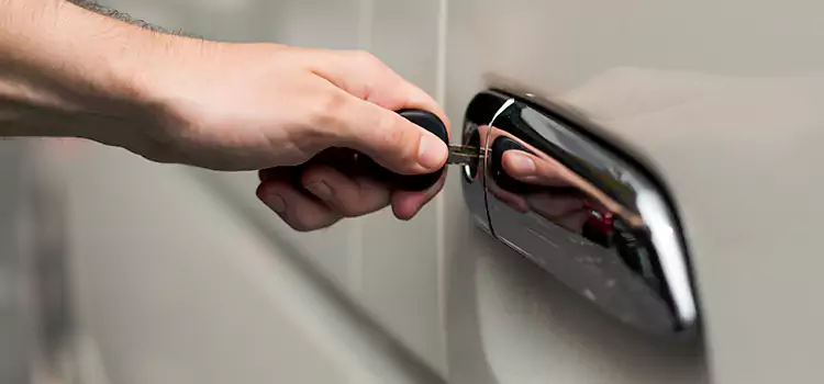 Why Choose Our Auto Locksmith Team in Centreville, VA?